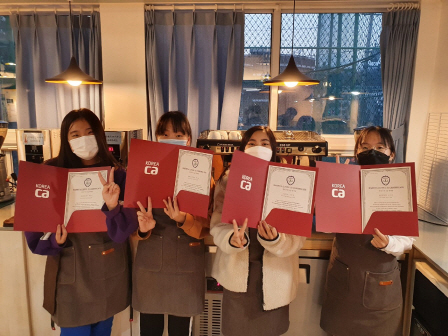 (20220105청소년재단) 보도자료(은행)청소년방과후아카데미 청소년 26명 전문자격 취득!