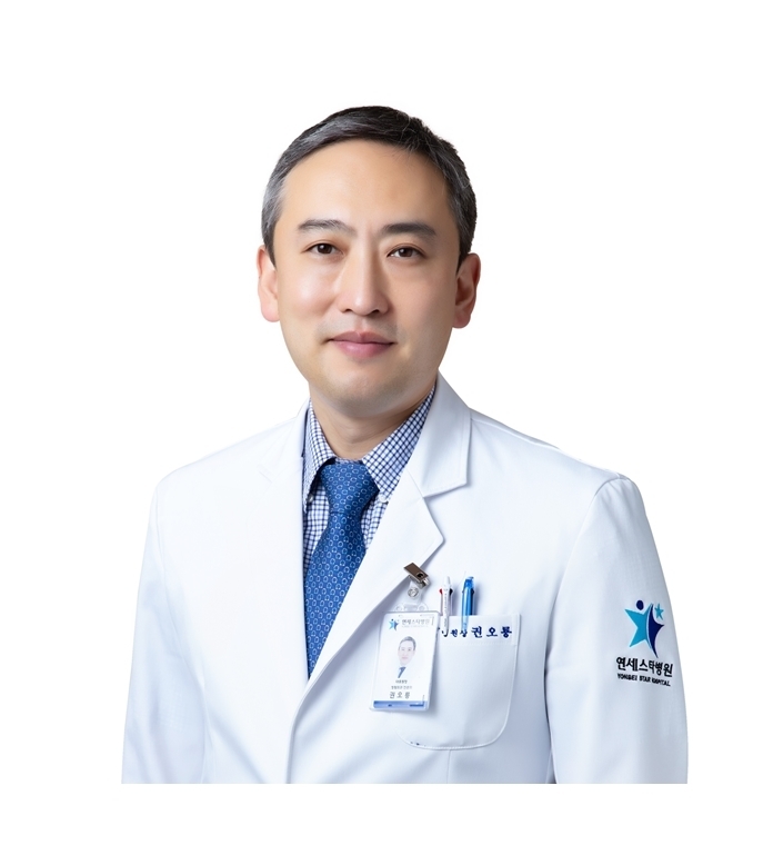 (사진/권오룡 연세스타병원 병원장/정형외과 전문의)