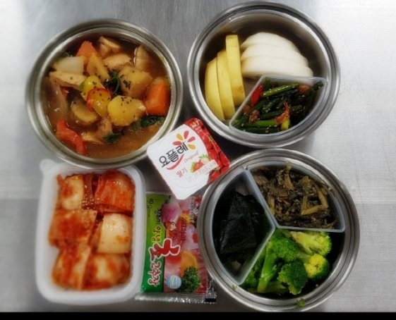 복지정책과 1인가구지원팀-성남시 탈시설·재가 장애인에게 제공하는 도시락 주 3회 중 1회분 반찬 ⓒ타임즈