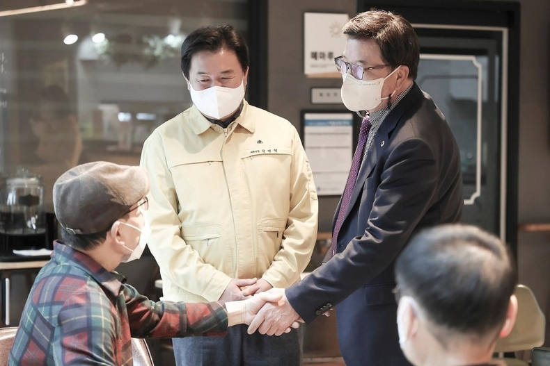 보도자료2 임병택 시장, 대한노인회 시흥지회 방문 ⓒ타임즈