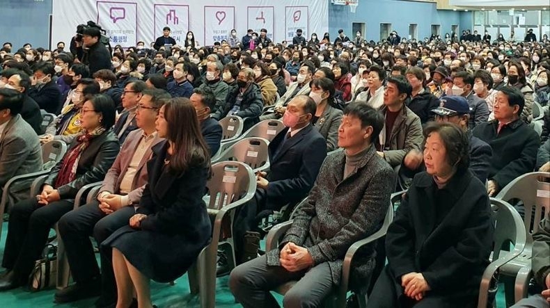 1-2 신상진 성남시장이 시민의 애로사항을 해결하기 위한 광폭 소통 행보를 보여줏고 있다. ⓒ타임즈