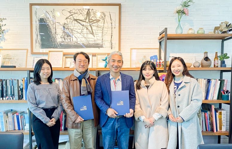 성남문화재단&호랑가시나무아트폴리곤 관계자 단체사진 ⓒ타임즈