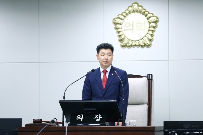 3월 15일(수)부터 9일간의 모든 일정을 마치고 23일(목) 3차 본회의를 끝으로 제300회 임시회를 마무리했다. ⓒ타임즈