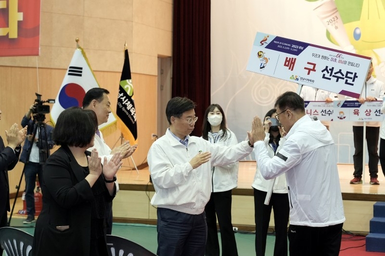 체육진흥과-성남시는 4월 20일 성남종합스포츠센터에서 ‘제69회 경기도체육대회 출전 선수단 결단식’을 개최했다 (2) ⓒ타임즈