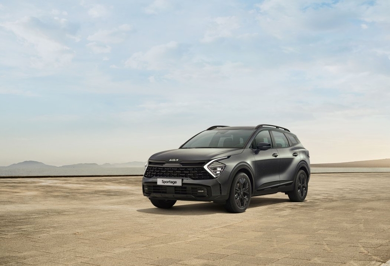 (사진 1) 기아 The 2024 스포티지 ⓒ타임즈<br>
기아가 국내 준중형 SUV 판매 1위 스포티지의 연식 변경 모델 ‘The 2024 스포티지’를 18일(화) 출시하고 판매에 들어간다.