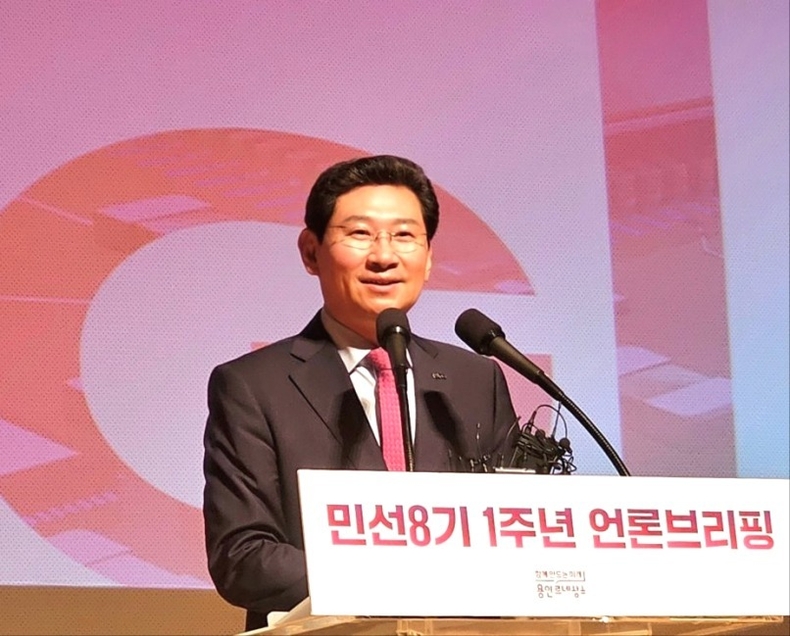 6월 26일 이상일 용인특례시장 민선8기 1주년 언론브리핑 가자 회견 사진(1) ⓒ타임즈