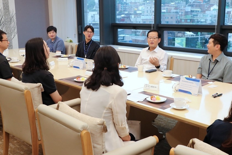 우리은행 조병규 은행장, MZ 행원들과 런치 토크 시간 가져 ⓒ타임즈 