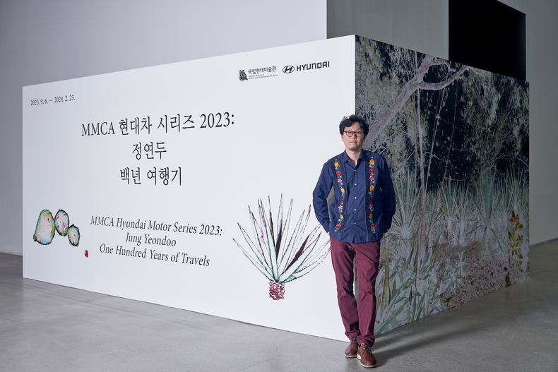 《MMCA 현대차 시리즈 2023: 정연두 - 백년여행기》정연두 작가. 사진: 소농지. ⓒ타임즈 