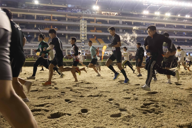 경주로 마라톤 경쟁런 참가자들 ⓒ타임즈