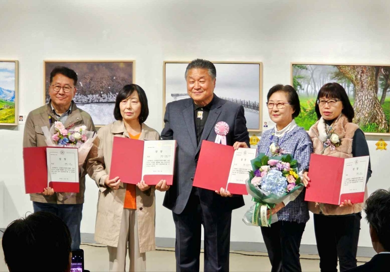 제36회 회원전 및 제38회 성남 전국사진대전 시상식(3) ⓒ타임즈