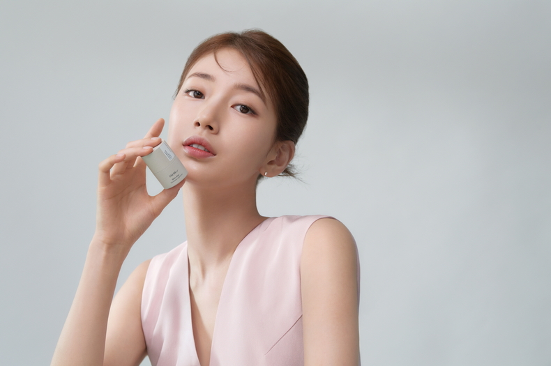 LG생활건강_숨_스킨-스테이 모이스처 립세린_모델 수지 ⓒ타임즈