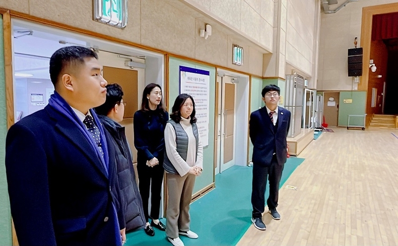 현장방문 시설점검을 하고 있는 의왕시의회 김태흥,한채훈,박현호 시의원 ⓒ타임즈
