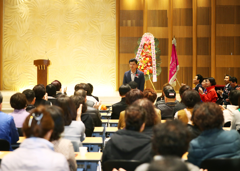 3월 26일(화) 15시 30분 송파구 광고문화회관에서 열린 ‘한국외식업 송파구지회 제37회 정기총회’에 참석했다. 1 ⓒ타임즈 