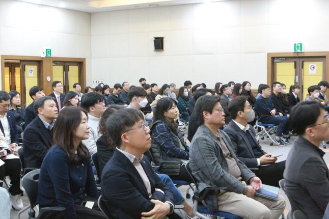 4월 8일자로 대대적인 조직개편 및 전직원 인사를 단행한다. 2 ⓒ타임즈 
