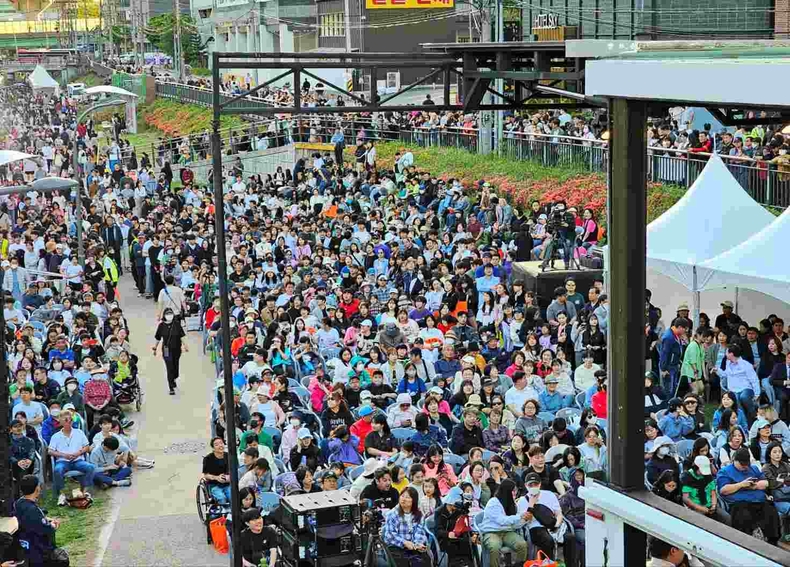 2024년 신갈오거리 및 신갈천 일대 거리축제 사진(7) ⓒ타임즈