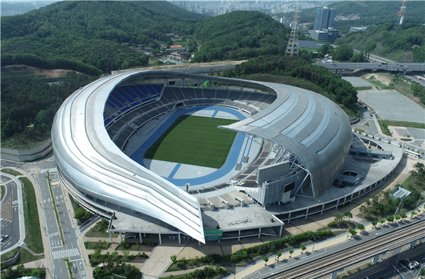 운영 중인 용인미르스타디움이 한국산업안전보건공단으로부터 ‘위험성평가 우수사업장’으로 재인정받았다고 30일 밝혔다. 1 ⓒ타임즈 