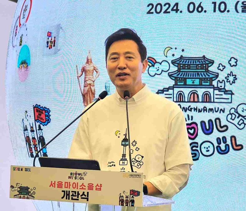 10일(월) 오전 11시 종로, 명동, 광화문 등에 위치한 서울굿즈샵 '서울마이소울샵' 개관식을 성공적으로 개최 사진 (오세훈 서울시장)(6). ⓒ타임즈 