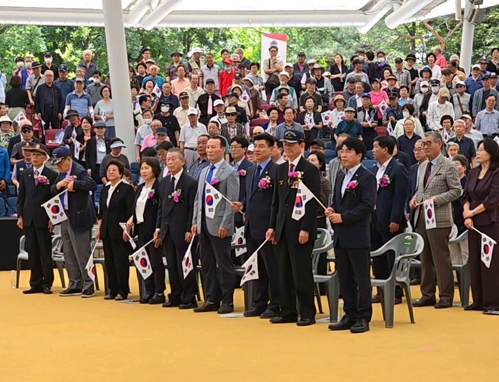 6월 13일(목) 10시 송파구 서울놀이마당 에서 열린 ‘2024 호국보훈의 달 기념 송파구 보훈가족 한마당’에 참석했다. 2 