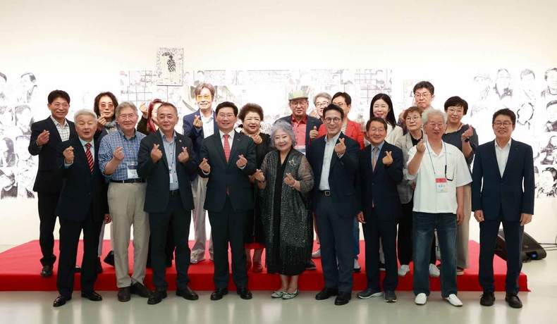 1-1. 제42회 대한민국연극제 용인의 개막식이 28일 용인포은아트홀에서 열렸다. ⓒ타임즈