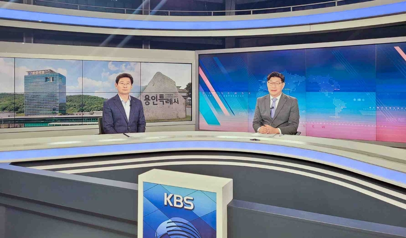 이상일 용인특례시장(왼쪽)이 지난 5일 KBS 뉴스인에 출연해 시장 취임 후 2년 동안의 성과와 앞으로 도시 발전을 위한 구상을 밝혔다 ⓒ타임즈