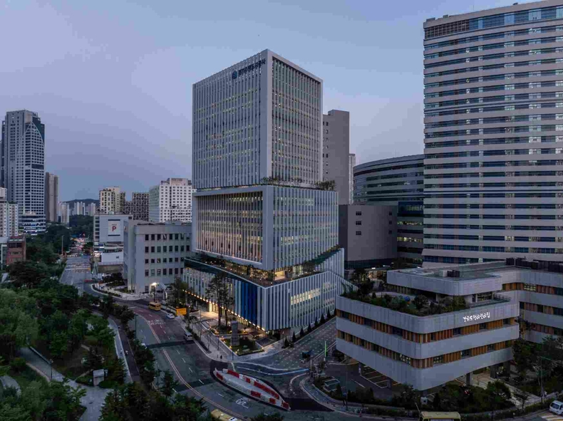 (GH 보도자료 07.18.배포_참고사진1) GH 광교신사옥_ 대한국토·도시계획학회장상 수상 ⓒ타임즈