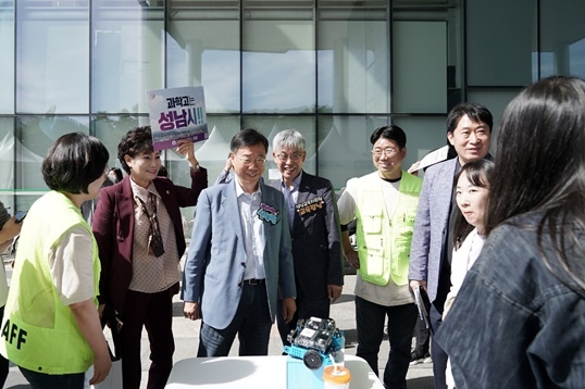 신상진 성남시장 청소년창의과학축제 참석 (2) ⓒ타임즈 