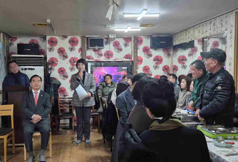 송파구의회(의장 이혜숙) ‘한국기능장애인협회 송파지회’ 송년회에 참여 ⓒ타임즈