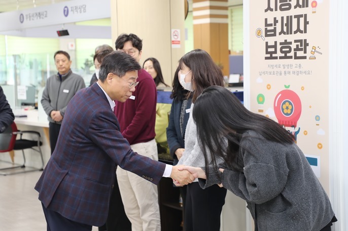 신상진 성남시장 중원구청 연두방문(민원실 방문) ⓒ타임즈 
