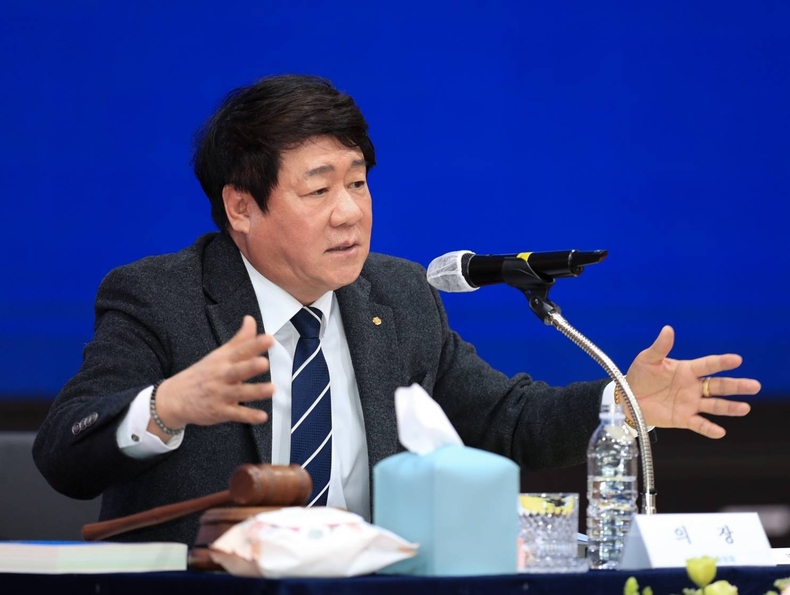 사진 1. 김윤식 신협중앙회장이 26일(수) 제52차 정기대의원회에서 기념사를 하고 있다(1) ⓒ타임즈