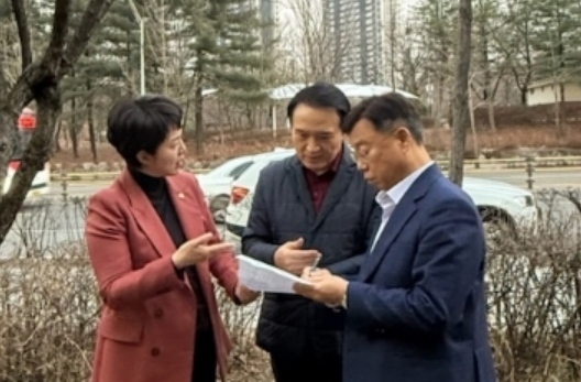 미래교육과-3월 9일 신상진 성남시장, 임태희 교육감, 김은혜 국회의원이 3자 간담회를 갖고 경기형 과학고 후속조치를 논의하고 있다. ⓒ타임즈 