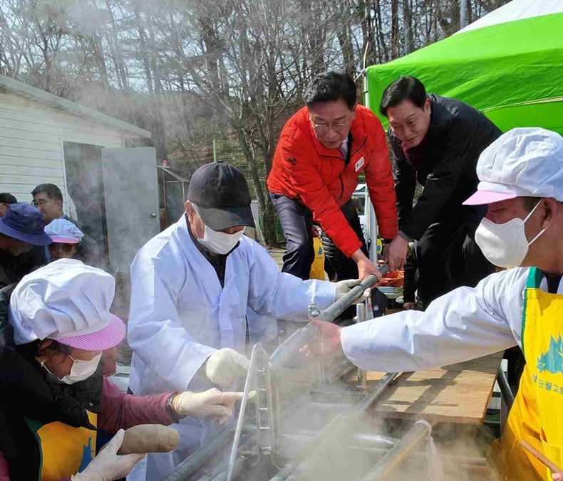 제26회 양평군 단월 고로쇠축제 성황리 개최 사진(8) ⓒ타임즈