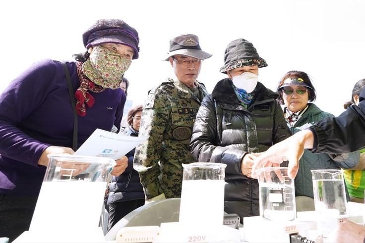 제33회 세계 물의 날을 맞아 열린 기념식과 경안천 클린데이 행사에 참여하여 물 절약을 위한 홍보활동을 펼쳤다고 밝혔다. 3 ⓒ타임즈 