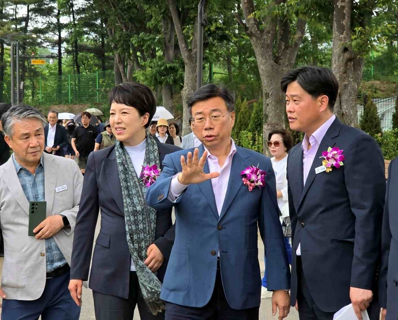 성남 물빛정원 두물길 산책로 개장식 사진(5) ⓒ타임즈
