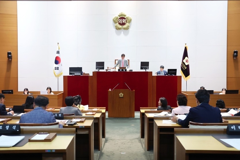 6월 16일 제303회 제1차 정례회 제3차 본회의를 끝으로 15일간의 정례회 일정을 마무리하였다. ⓒ타임즈 