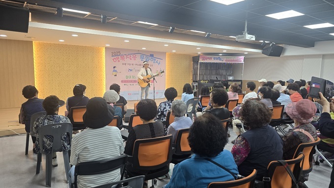 찾아가는 골목콘서트 현장사진(12일) 