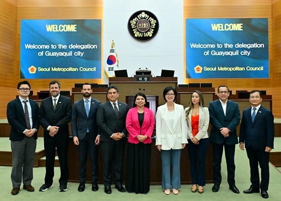 6월 13일(금) 오후 2시 서울시의회 접견실에서 에콰도르 과야킬시 방문단을 접견하고 양 도시 간 교류협력 확대 방안에 대해 논의했다. 1 ⓒ타임즈 