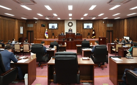 9월 11일(목) 「제77회 여주시의회 임시회」 제2차 본회의를 열어 9월 2일부터 진행된 10일간의 회기를 마무리하고, 총 29건의 안건을 심사·의결했다. ⓒ타임즈 