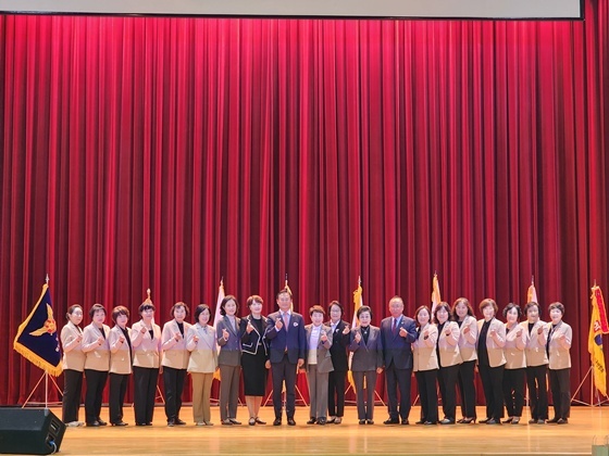 홍천군의회 박영록 의장, 최이경 부의장, 용준식·이광재·용준순·나기호·황경화 의원 ⓒ타임즈 