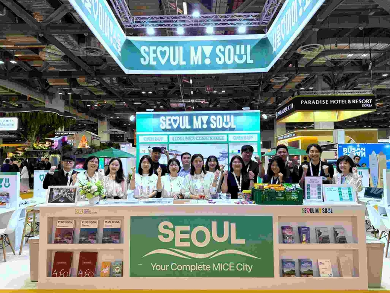 (대표사진) 2025 ITB Asia 서울 홍보관 공동참가사 단체사진 ⓒ타임즈