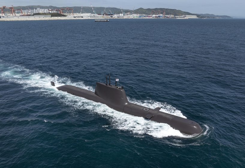 HD현대중공업이 건조해 2016년 대한민국 해군에 인도한 장보고-Ⅱ(214급) 잠수함 ‘윤봉길함’의 시운전 모습 ⓒ타임즈 