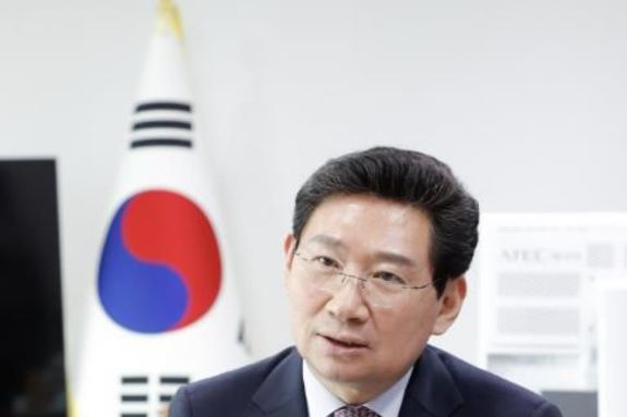 이상일 용인특례시장, 구윤철 경제부총리에게 용인의 반도체 국가산단 지원 요청