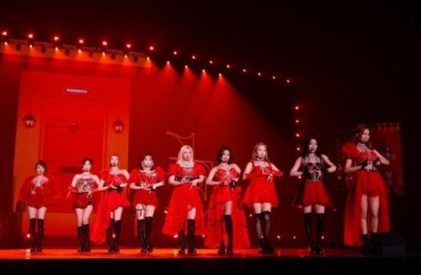 걸그룹 '트와이스' 일본 도쿄돔 공연 (JYP엔터테인먼트 제공)