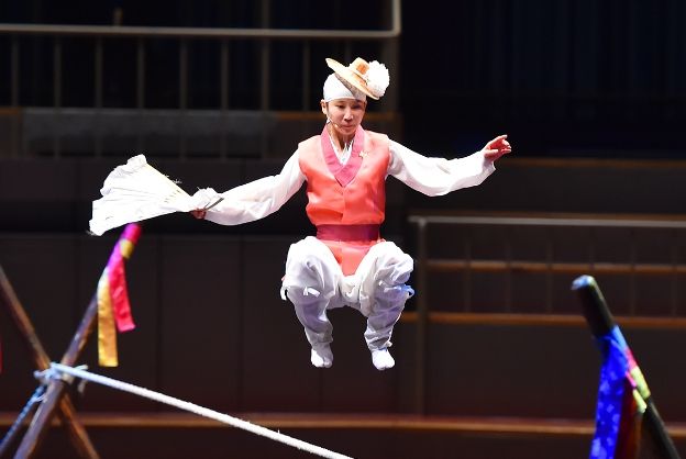 안성 남사당 바우덕이 풍물 상설공연