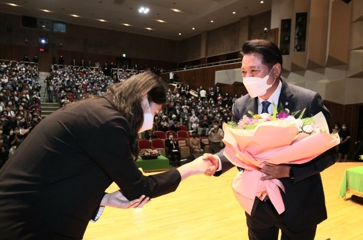 중단 없는 안양발전 변화의 아이콘 클릭, 동반성장 미래 안양이 활짝! ⓒ타임즈