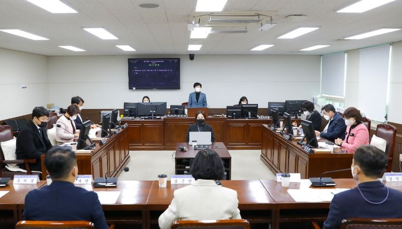 폐회중 의회운영위원회