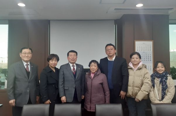 구리시,‘노은 김규식 선생’후손으로부터 기부금 전달받아