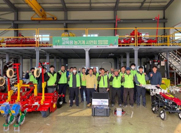 안성시농업기술센터, 교육용 농기계 시연회 실시!