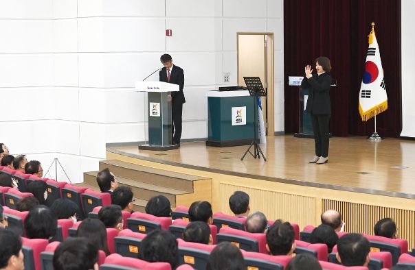 광주시 공무원과 농아인, 수어로 이어지다