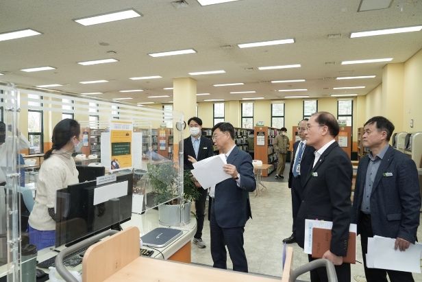 신상진 성남시장, “노후도서관 효율적 리모델링으로 시민 만족도 높일 것”