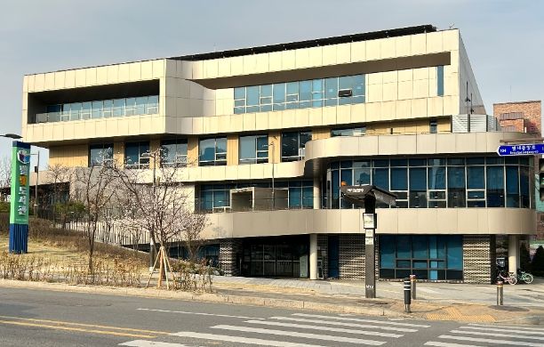 별빛도서관 전경